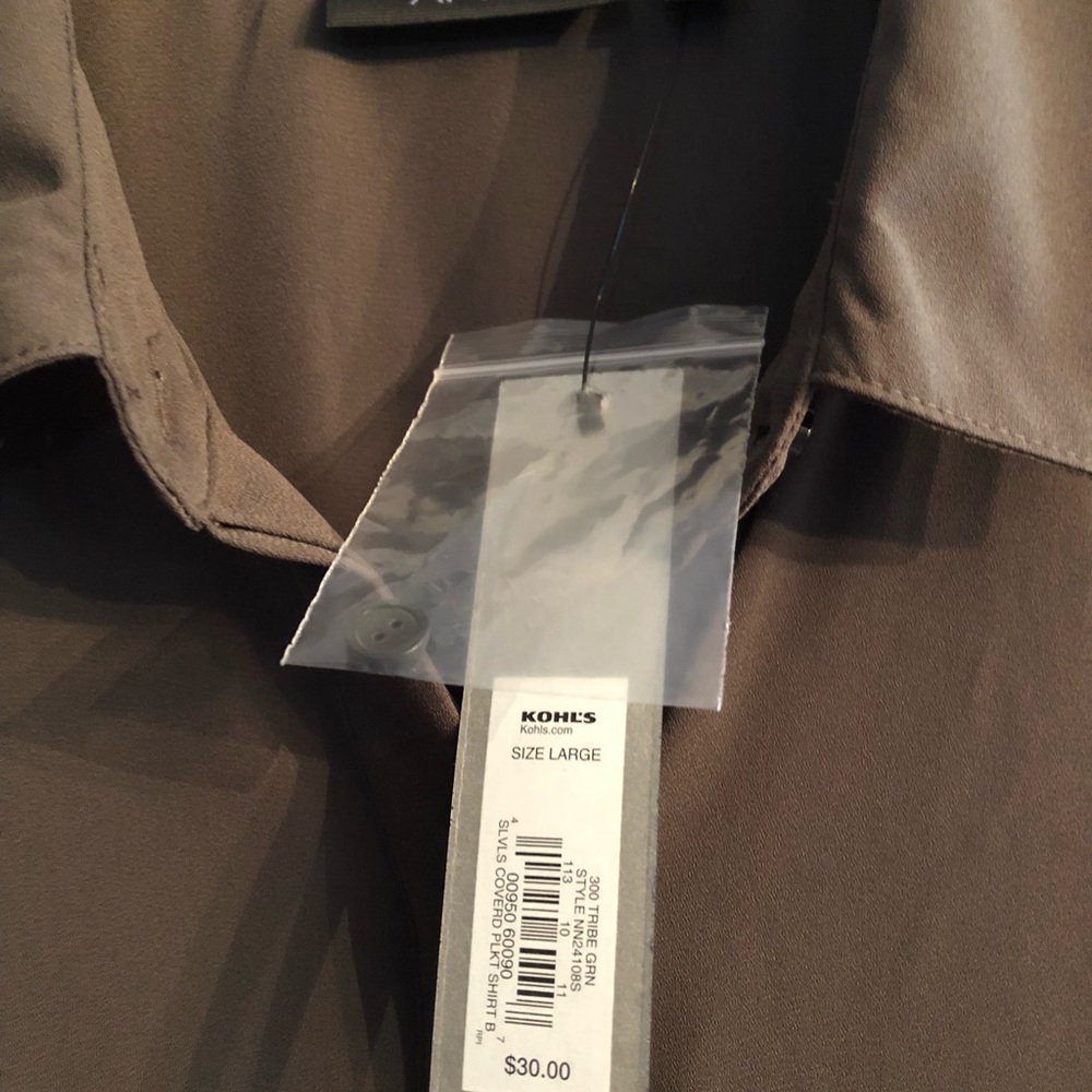 NWT APT. 9 Sleeveless Top. - Picture 3 of 5